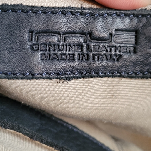 Innue Handbag - Picture 3 of 4